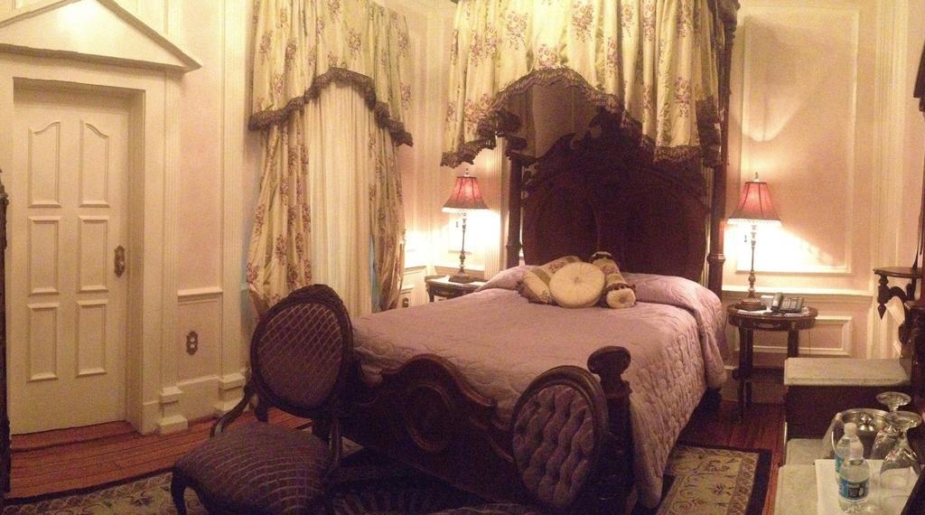 The Hotel Magnolia Foley Bagian luar foto