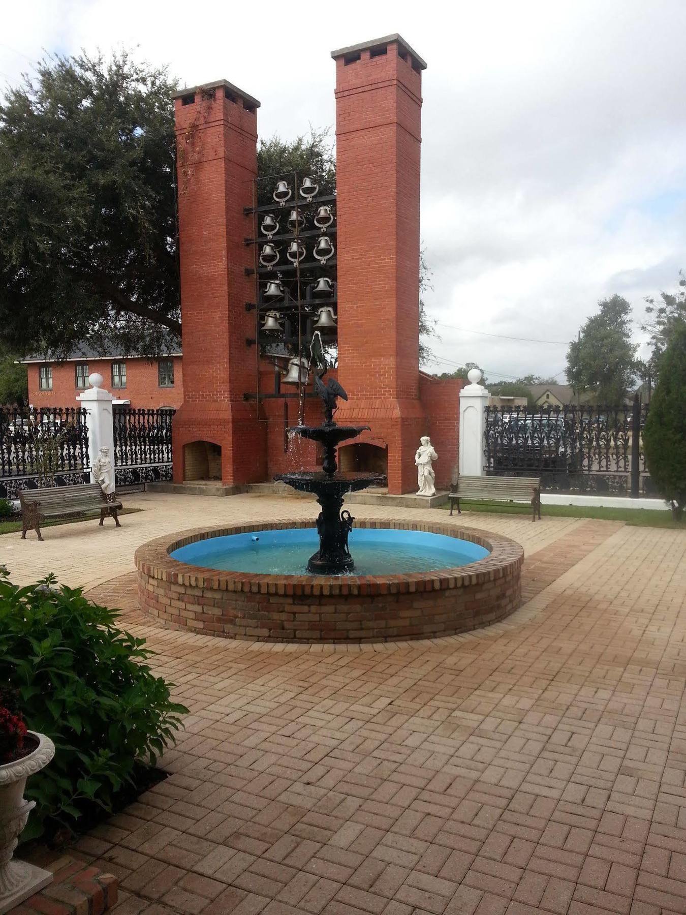 The Hotel Magnolia Foley Bagian luar foto