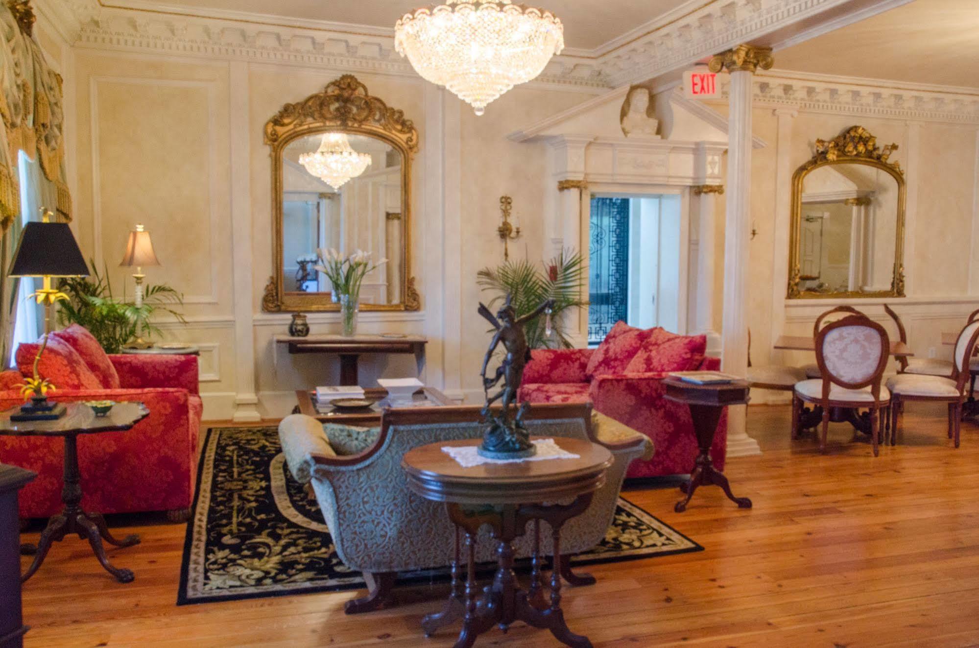 The Hotel Magnolia Foley Bagian luar foto